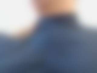 Live cam show with KYLIE - Sweet on Camsoda