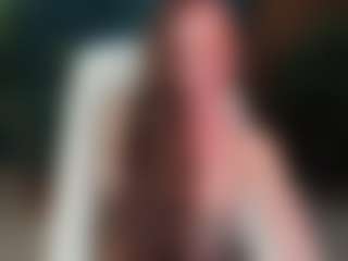 Live cam show with labianca - Hairy on StripNow