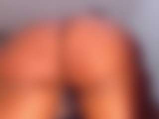 Live cam show with SexLatina06 - Strapon on StripNow