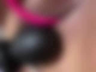 Salomme Cruz's Live Sex Cam Show