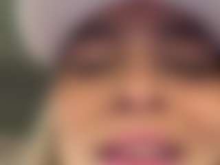 Salomme Cruz's Live Sex Cam Show