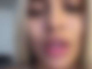 Salomme Cruz's Live Sex Cam Show