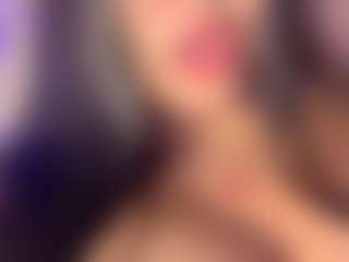 Live cam show with JessieMegan - Slave on Camsoda
