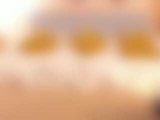Live cam show with Lyzzie - Show on Camsoda