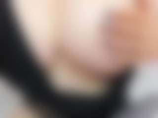 Live cam show with Deea - Strapon on StripNow