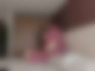 Live cam show with Mel Gomez - Teen (18+) on Camsoda