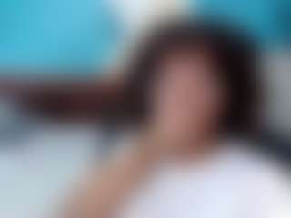 Live-Cam-Show mit nadiablack - Cumshot auf Camsoda