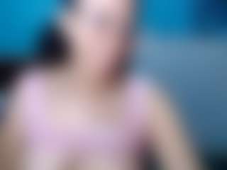 nadiablack's Live Sex Cam Show