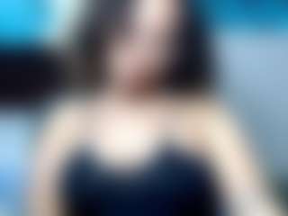 nadiablack's Live Sex Cam Show