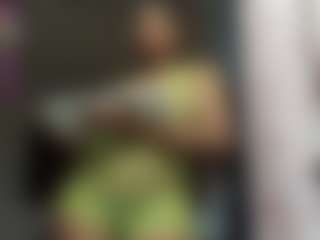 NahomyFox's Live Sex Cam Show