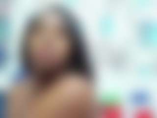 NahomyFox MILF webcam performer live streaming