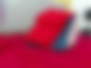 NahomyFox MILF webcam performer live streaming
