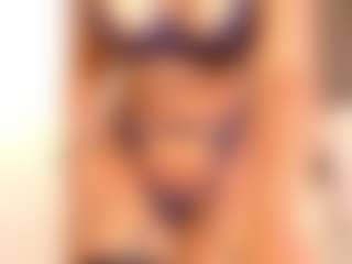 Live cam show with Zooey Sugar - Suck on studioflirtlive.com