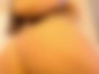 Live cam show with Zoey Sugar - BBW Ebony on infinitiblacc.com