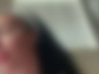 Live cam show with Tight Tiny MILF - Hush on Livezox