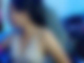 Live cam show with aslyandrea - Lick on Latina Girls