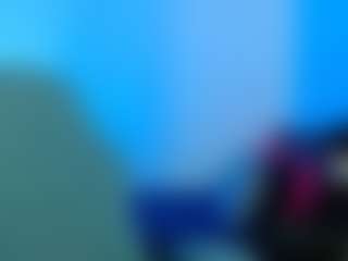 Live cam show with aslyandrea - Strapon on xDating