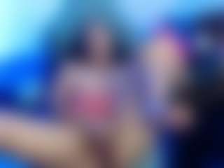 Live cam show with aslyandrea - Bedroom on alttransgirls