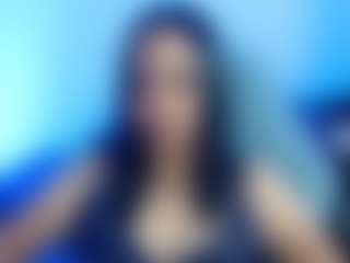 Live cam show with aslyandrea - Bedroom on hrnylive.com
