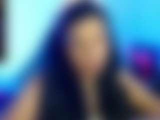 Spettacolo in cam dal vivo con aslyandrea - Lick su Camsoda