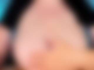 Live cam show with Clara - Office on hrnylive.com