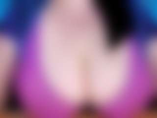 Live cam show with Clara - Oil on Uber Horny