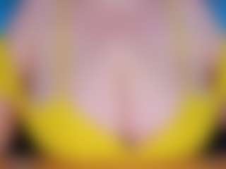 Clara's Live Sex Cam Show