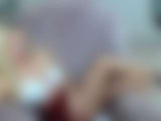 Live cam show with gigisquirter - Erotic Dance on Gym Cam Girls
