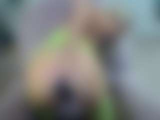gigisquirter's Live Sex Cam Show