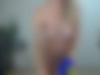 gigisquirter's Live Sex Cam Show