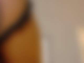 Live cam show with Vivian - Nasty on Big Tits