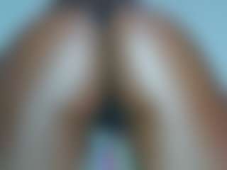 Live cam show with alejandrahottx1 - Teen (18+) on chickslive.net