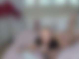 Live cam show with MsssParisss - Pregnant on Camiplay Live