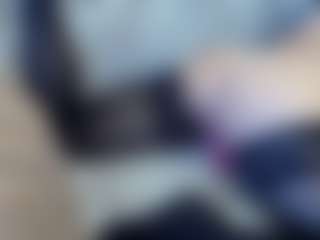 squirtyeleanor's Live Sex Cam Show