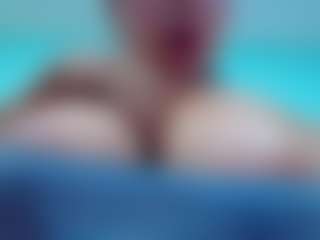 Live cam show with Adorable Cristina - Squirt on Pornisteam.com
