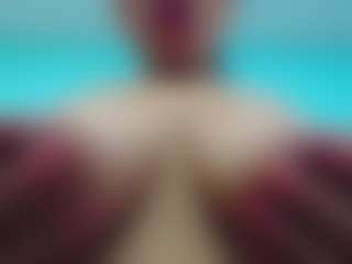 Live cam show with Adorable Cristina - Shaved Pussy on Lustler