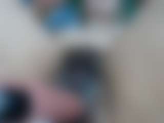 elianaroy's Live Sex Cam Show