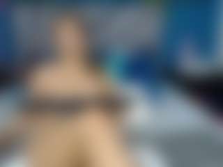elianaroy's Live Sex Cam Show