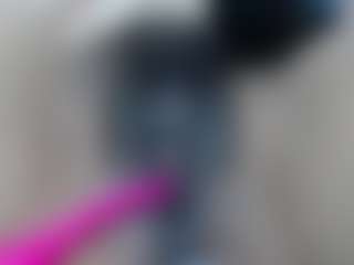 elianaroy's Live Sex Cam Show