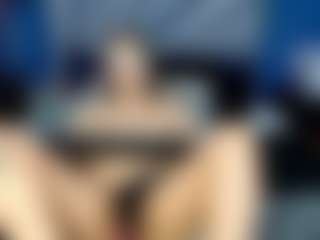elianaroy's Live Sex Cam Show