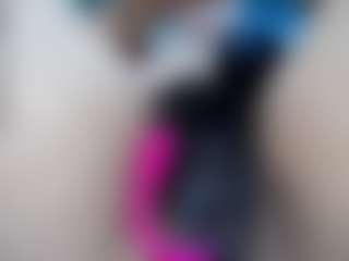elianaroy's Live Sex Cam Show