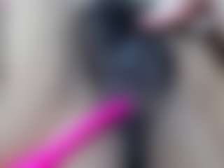 Live cam show with elianaroy - Curvy Middle Aged on Camsoda