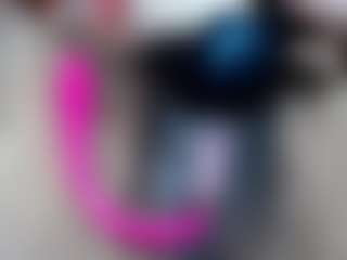 elianaroy's Live Sex Cam Show