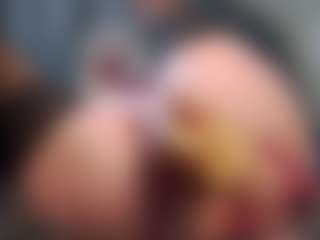 Live cam show with Anna - Bedroom Mature on Soda Cam