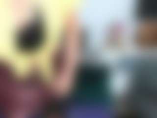Live cam show with crystalbaby - Middle Aged on Cam Slut