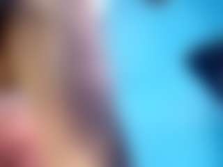 Live cam show with SashaNewYork - Implants on SquirtSoMuch