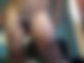 Live cam show with SashaNewYork - Black Hair on liverealitysex.com