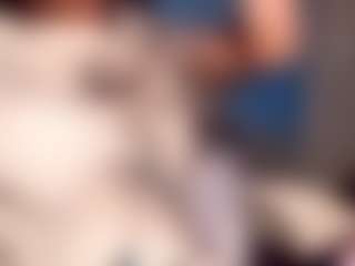 Live cam show with SashaNewYork - Smoking on PervPlay.com