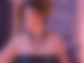 Live cam show with Kateryn Cifuentes - Blonde Hair Curvy on CamClone