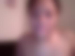 Live cam show with lagoldenqueen - Lightskin on Soda Cam